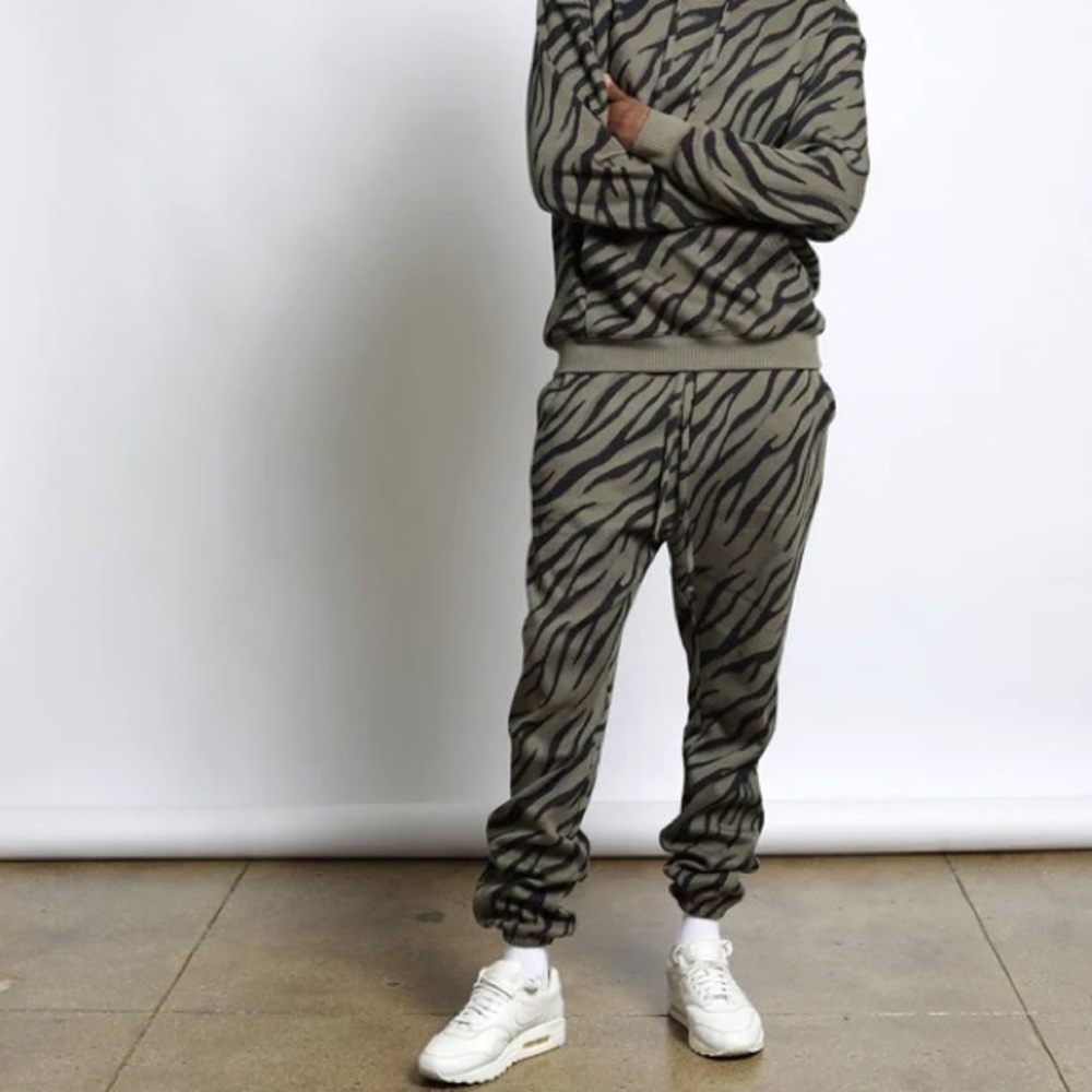 Twenty Montreal Bali Tiger Hyper Reality Knit Joggers Size‎ XS